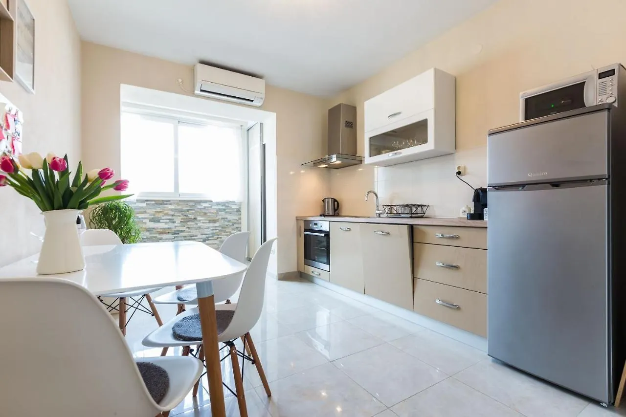 Calle Larga 14 Apartment In Old Town Zadar